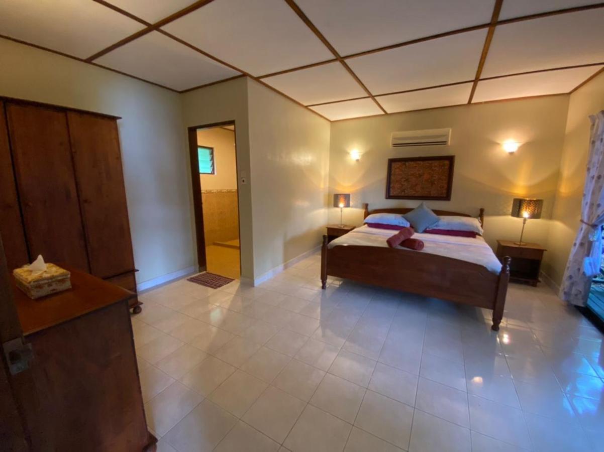 Minang Cove Resort Kampong Mukut Esterno foto