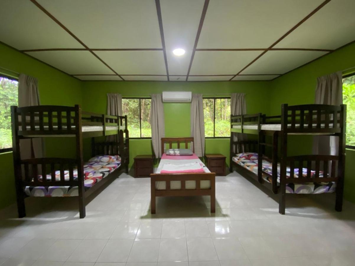 Minang Cove Resort Kampong Mukut Esterno foto