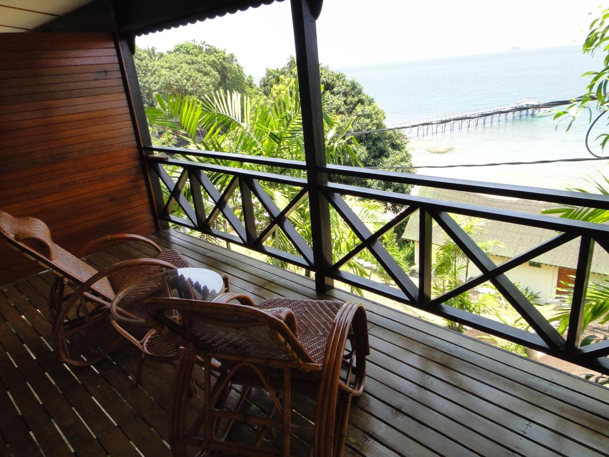 Minang Cove Resort Kampong Mukut Esterno foto