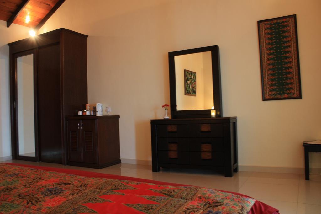 Minang Cove Resort Kampong Mukut Esterno foto