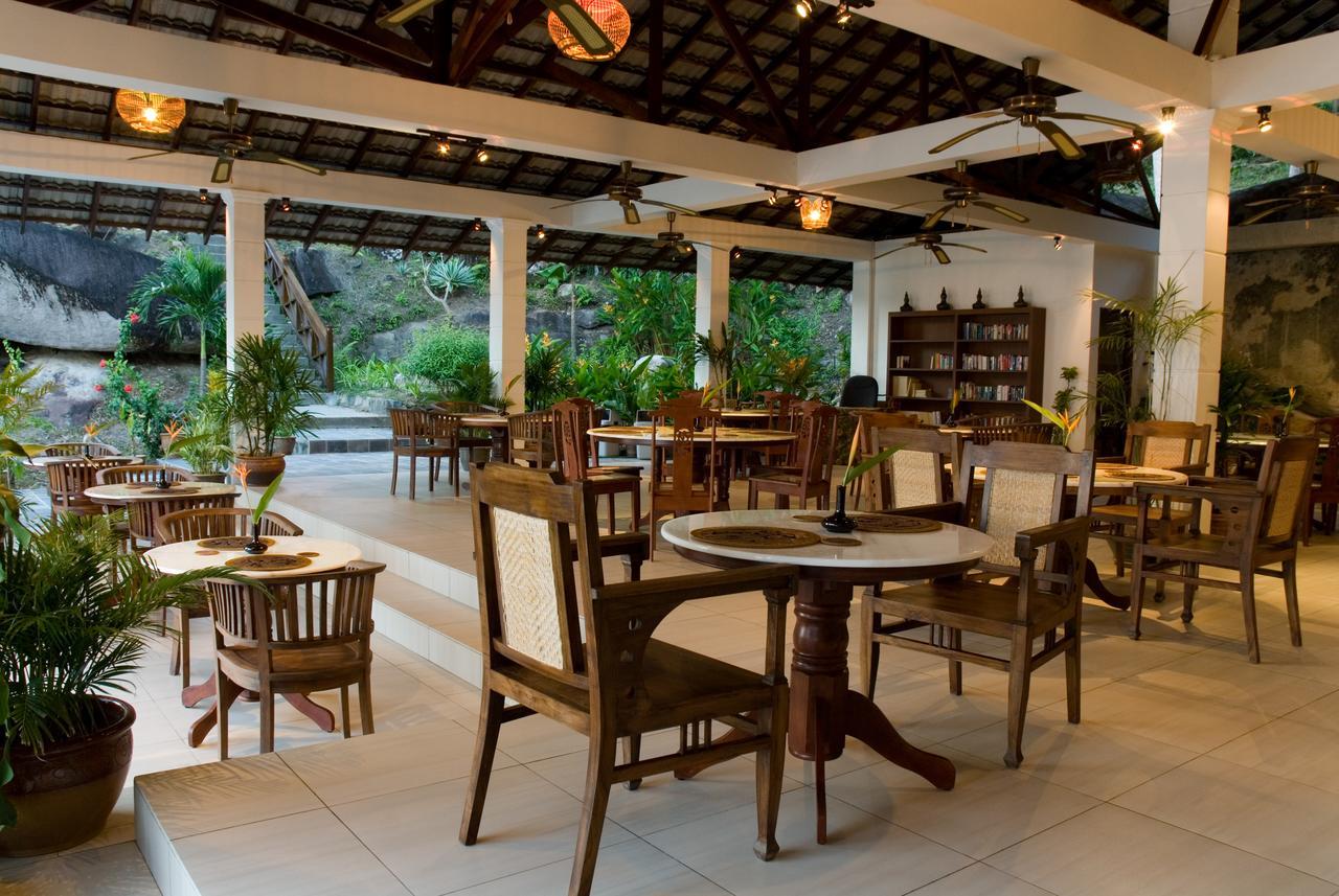 Minang Cove Resort Kampong Mukut Esterno foto